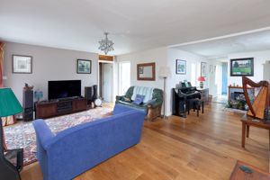 Sitting / Dining Room- click for photo gallery